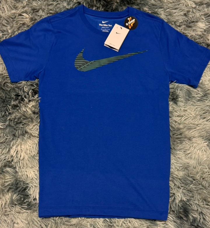 Camiseta Swoosh Nike